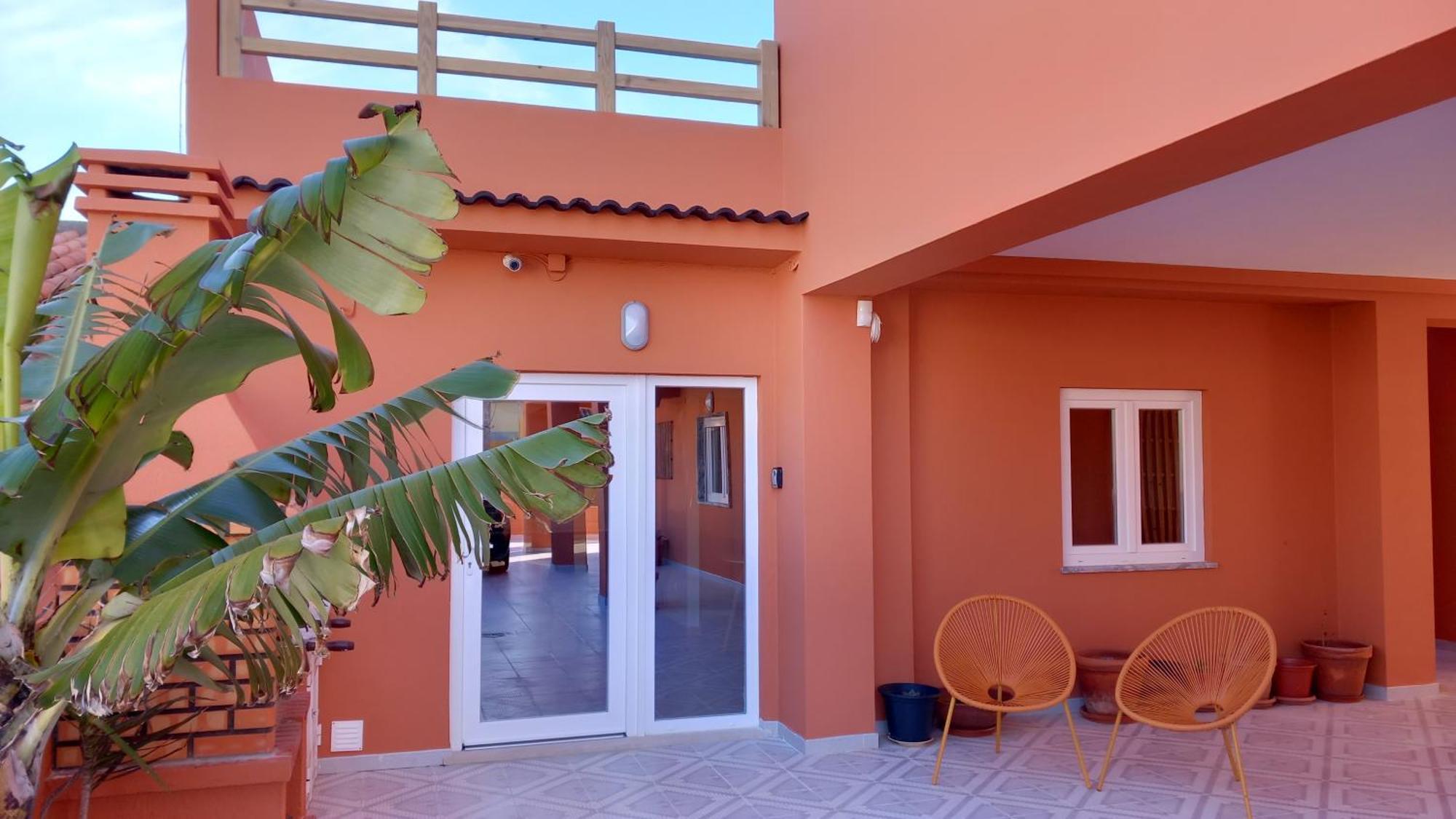 Guesthouse Beach Break Peniche Bagian luar foto