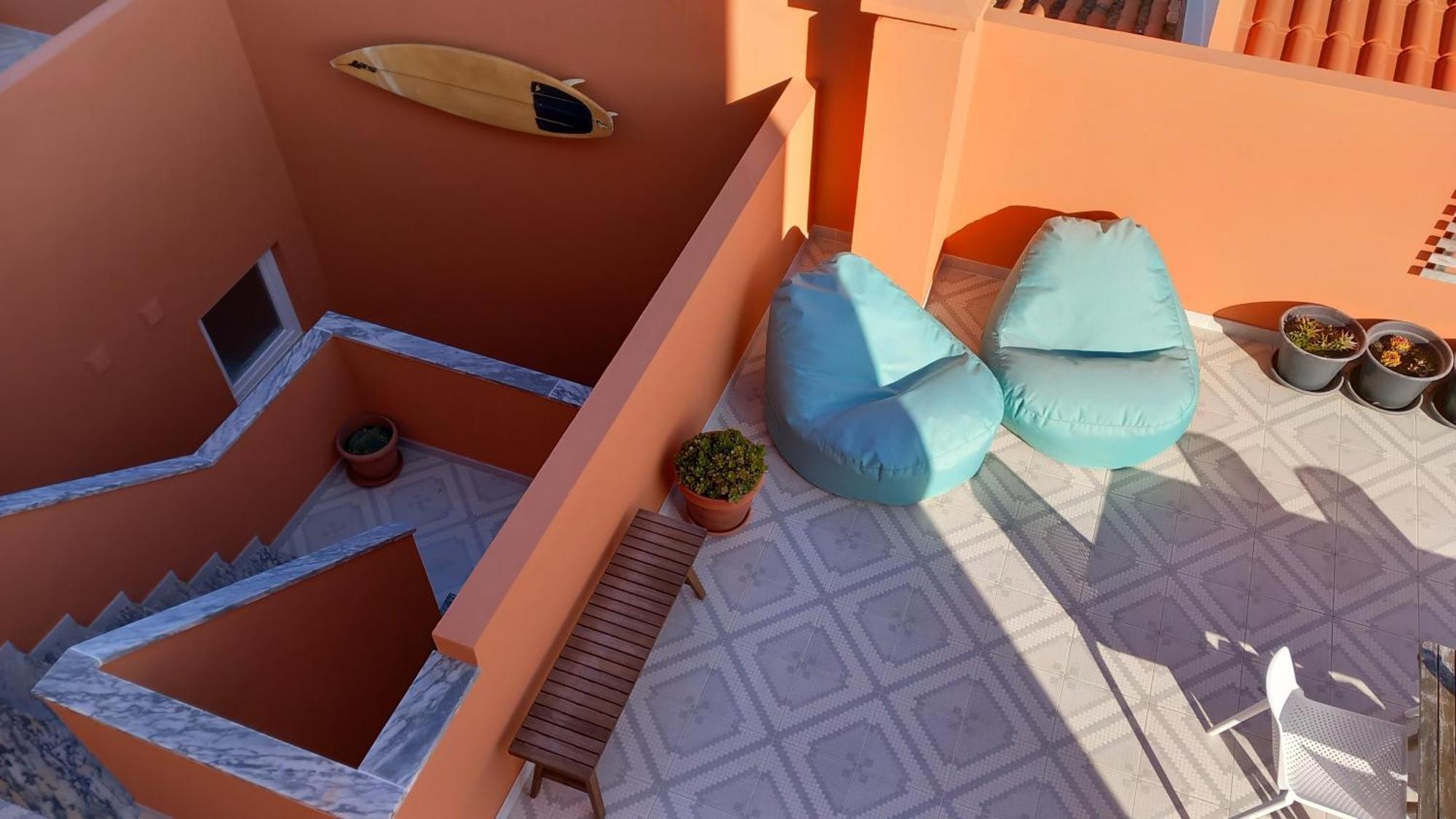 Guesthouse Beach Break Peniche Bagian luar foto